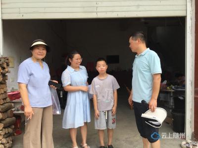 万和镇青苔小学：村校携手织密暑期“防溺水”安全网