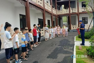 草店子社区 | 多方联动 共建共治筑防线