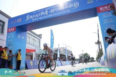 飞鱼健儿闪耀数字骑行赛场 残疾运动员与健全人同台竞技创佳绩