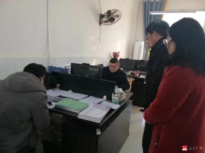 楊寨鎮中心小學開展消防安全隱患排查