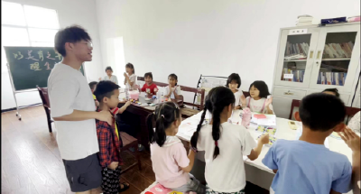【悦·广水】以美育之华  醒生活之花——武汉华夏理工学院暑期支教队走进骆店镇红桥村
