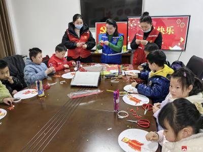 【悦·广水】双桥社区儿童服务站开展“创意鞭炮花·巧手迎元旦”活动