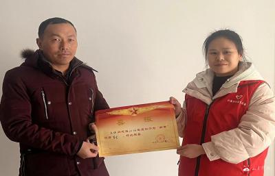 【悦•广水】许家井社区：寒冬岁末送喜报 尊崇荣光暖人心