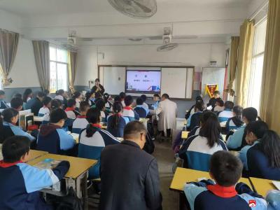 【阅·广水】长岭镇中心小学：推门听课抓常态  深耕课堂促成长