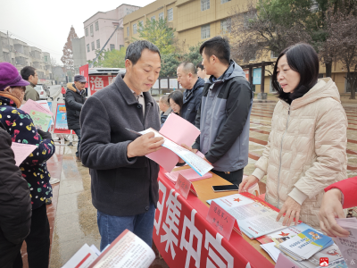 【越·广水】余店镇退役军人服务站开展普法宣传活动