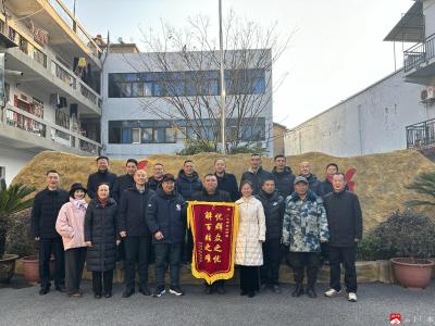 【悦•广水】改老旧小区解民生难题 送感恩锦旗赞为民真情