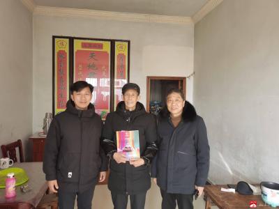 【悦·广水】长岭镇中心小学：嘘寒问暖传真情 诚挚送福慰人心