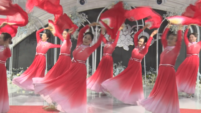 【越·广水】欢快舞步踏歌行 体育舞蹈迎新年