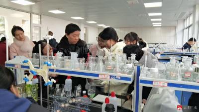 【越•广水】市职教中心邀请高职院校专家到学校指导工作