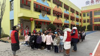 【越·广水】传雷锋精神，绽时代光芒 ——永阳幼儿园开展学习雷锋主题教学活动