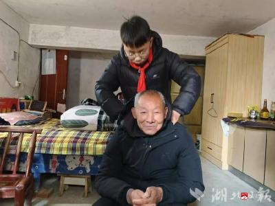【悦·广水】前河社区：传承雷锋精神 传递温暖爱心