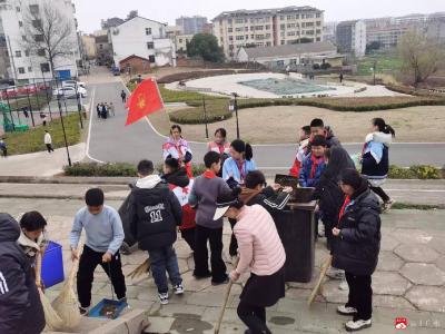 【悦·广水】长岭镇中心小学积极开展学雷锋志愿服务活动