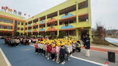 【越·广水】迎春添绿，播种希望   ——永阳幼儿园开展植树节活动