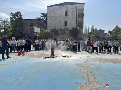 【阅·广水】武胜关镇杨家河小学：消防演练筑牢校园“安全墙”