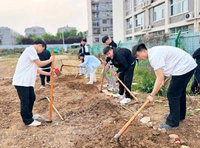 【阅·广水】五育融合润心田 躬耕实践铸品格 —湖北正路职业学校开展“五一”劳动实践教育 
