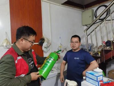 【悦•广水】双桥社区：夜查“九小场所” 筑牢安全防线