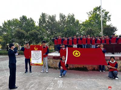 【阅•广水】挺膺担当践初心 青春聚力建支点  ——蔡河镇中心中学举行新团员入团仪式