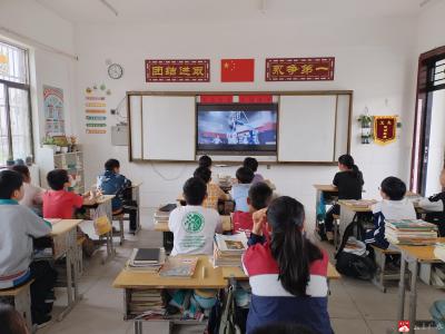 【阅·广水】青春励志扬斗志 光影育人润心田——太平镇中心小学组织观看《闪耀少年之空中接力》主题观影活动