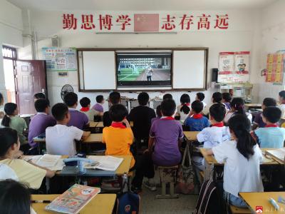 【阅·广水】马坪镇中心小学开展全校观影活动