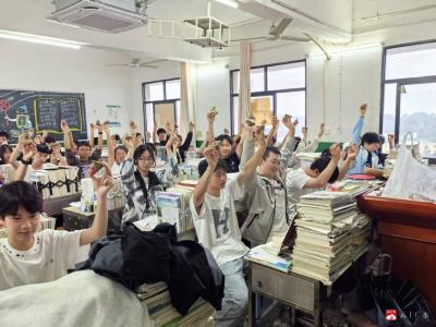【悦·广水】粽香伴考时   温情护梦路——广水市四中推出