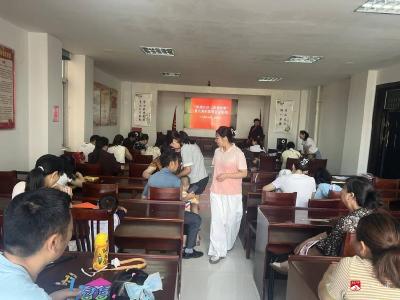 【新时代文明实践所】应山街道南关社区联合幼儿园开展亲子公益活动 共筑科学育儿新生态