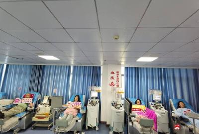 【悦·广水】广水：四名志愿者清晨献血 迎接第22个世界无偿献血者日    