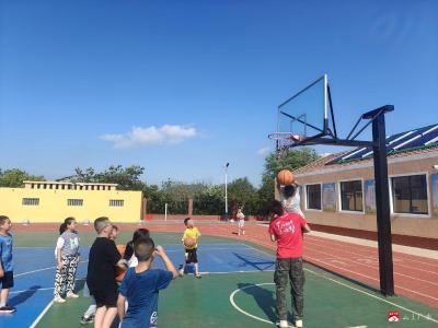 【阅·广水】蓝天下的“艺心”守护：湖北二师携手驼子小学践行乡村体质强健计划