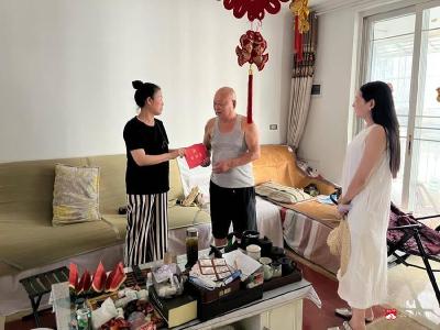 【新时代文明实践】红石坡社区：军民鱼水情，关爱暖人心