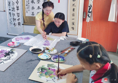 【阅·广水】印台书画院青少年暑期公益美术培训班开课