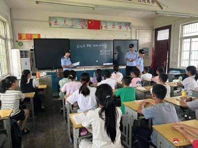 【越·广水】骆店派出所联合多部门于骆店中心小学开展安全宣传活动