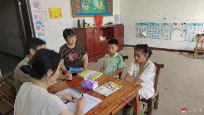 【阅·广水】关庙镇中心小学教师暑期家访：筑牢安全防线 传递书香温情