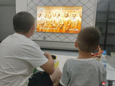 【越·广水】应办渡蚁桥学校组织收看《开学第一课》