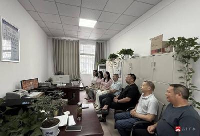 【越·广水】城郊财政所组织观看抗战胜利80周年纪念大会 厚植家国情怀砥砺奋进力量