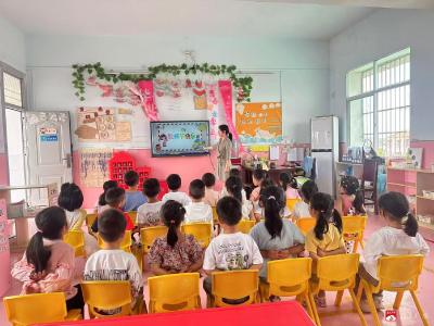 【越·广水】童心向师恩，情暖教师节——关庙镇中心幼儿园教师节主题活动纪实