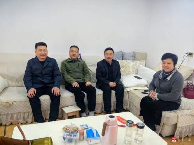 【悦·广水】广水市实验小学慰问患病教职工