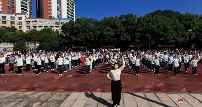 【阅·广水】灵动身姿展风采——市实验高中举行学生韵律操比赛