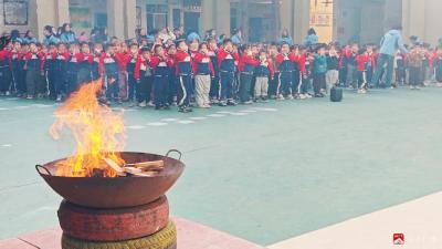 【越·广水】消防“童”行守安全——市幼儿园联合社区开展消防实战演练活动