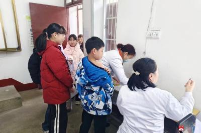 【越·广水】蔡河镇小河中心小学：疫苗接种 健康护航