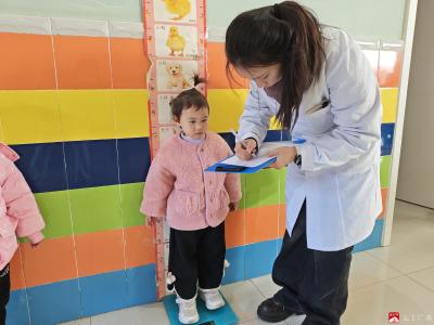 【越·广水】广办三小教联体西河幼儿园开展幼儿健康检查活动