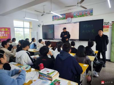 【越·廣水】廣水市十里派出所深入轄區中學開展綜合護航活動