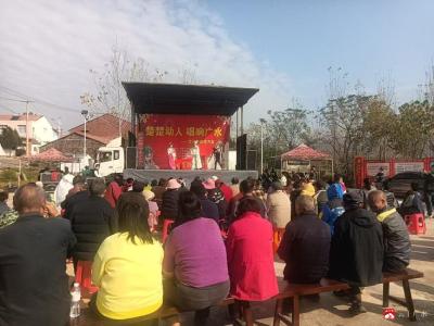 【越·广水】十里街道流动舞台奏唱文明乐章