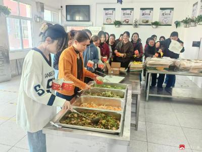 【閱·廣水】太平鎮中心小學舉辦食堂開放日活動