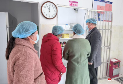 蔡河镇黄土中心小学：家长开放日顺利开展 数字化建设成果获好评