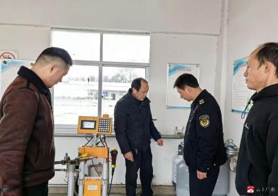 太平市场监管所开展冬季安全隐患大排查