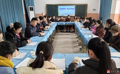 长岭镇港昌小学开展“透明厨房，食安护航”家长开放日活动