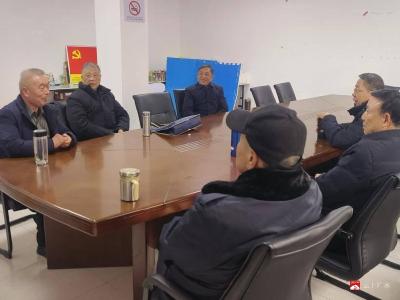 “银发映初心·薪火永相传”广水“五老”用笑容温暖孩子践行成长