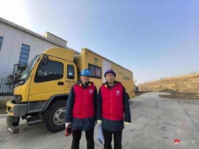 十里供电所：全链条护航两会保电 筑牢会场与驻地电力防线