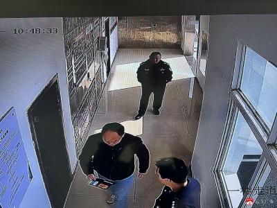 【悦·广水】钱包遗落急煞人 暖心接力速归还——骆店镇韩有兵拾金不昧传佳话