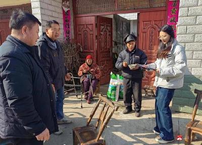 元旦送暖 情润民心——杨寨镇朱新街村开展2026年元旦慰问活动