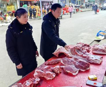太平市场监管所开展春节肉类市场专项整治
